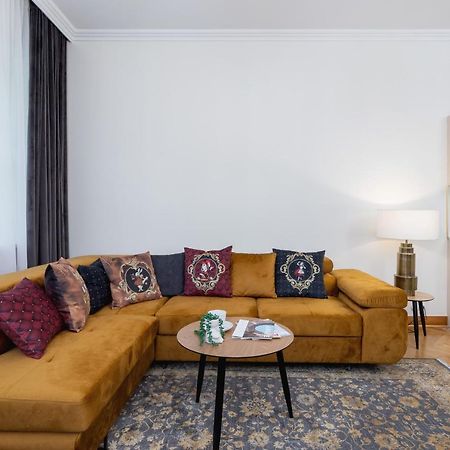 Luxurious & Unique Apartment Mickiewicza Cracow By Renters Prestige Krakow Exterior photo
