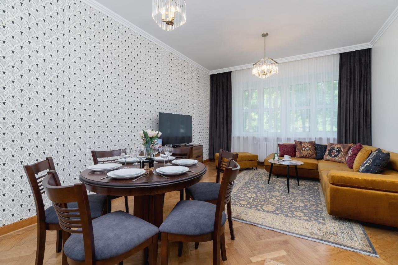 Luxurious & Unique Apartment Mickiewicza Cracow By Renters Prestige Krakow Exterior photo